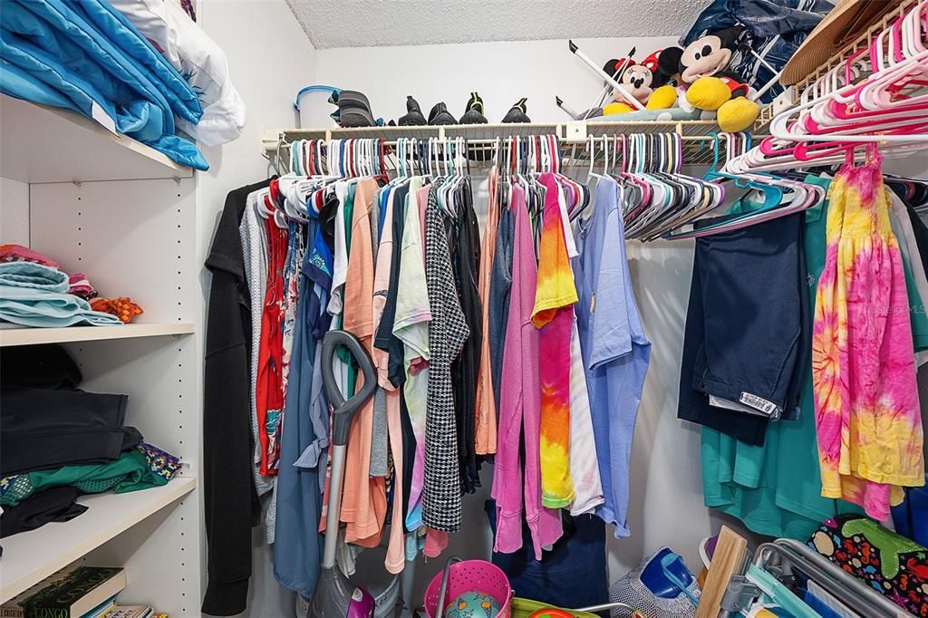 На продажу: $175,000 (1 спален, 1 ванн, 822 Квадратных фут)