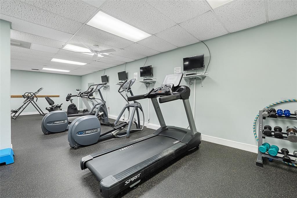 На продажу: $175,000 (1 спален, 1 ванн, 822 Квадратных фут)