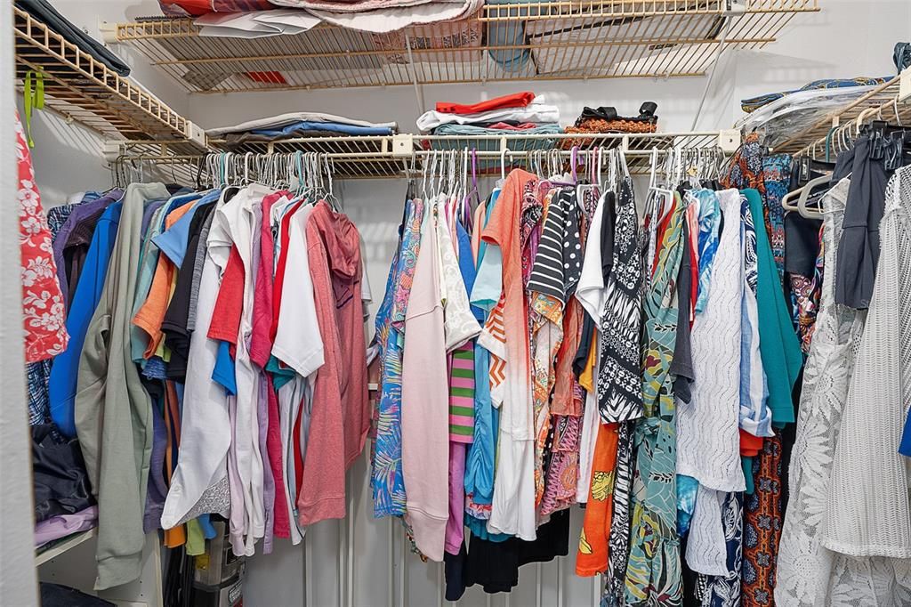 На продажу: $175,000 (1 спален, 1 ванн, 822 Квадратных фут)