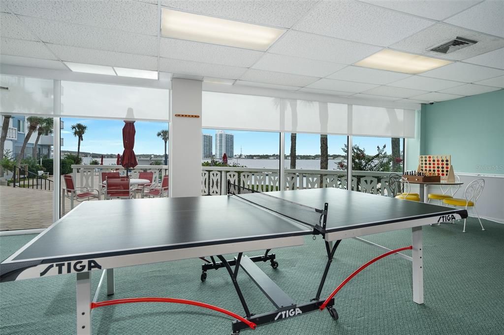 На продажу: $175,000 (1 спален, 1 ванн, 822 Квадратных фут)