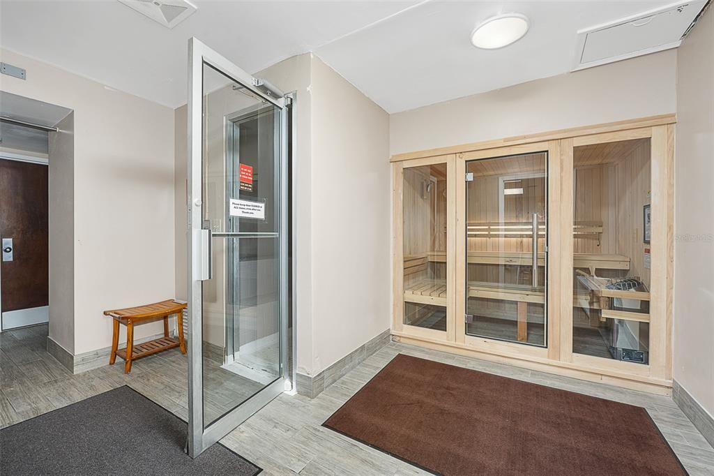 На продажу: $175,000 (1 спален, 1 ванн, 822 Квадратных фут)