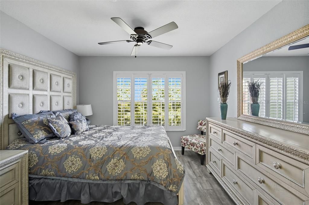 En Venta: $290,000 (2 camas, 2 baños, 1373 Pies cuadrados)