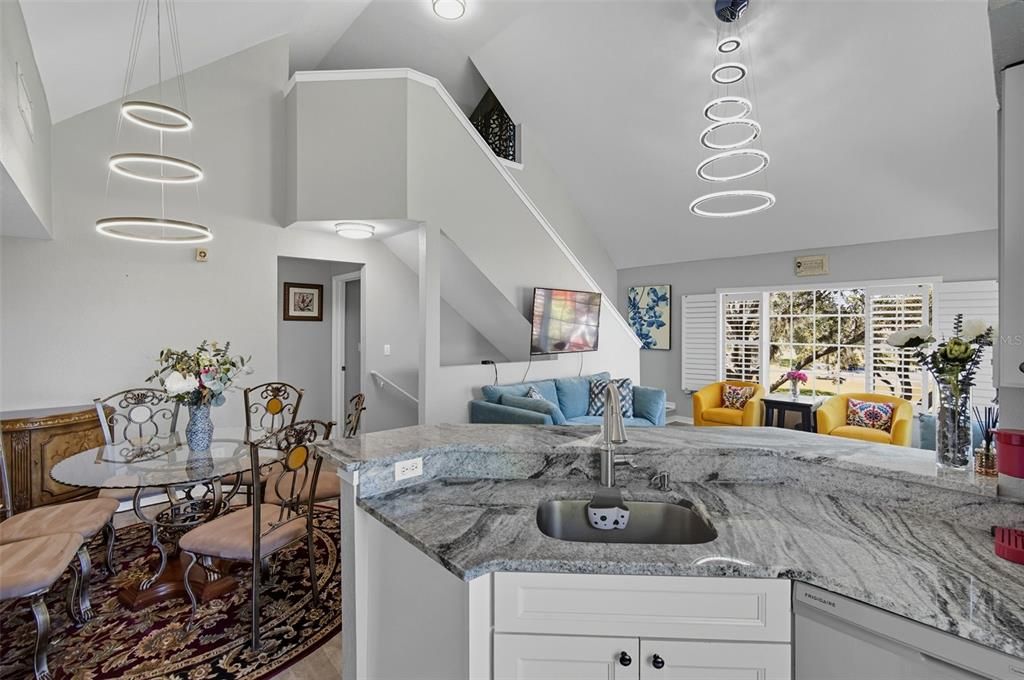 En Venta: $290,000 (2 camas, 2 baños, 1373 Pies cuadrados)