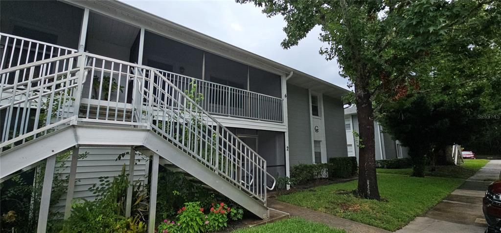 待售: $162,900 (2 贝兹, 2 浴室, 1012 平方英尺)