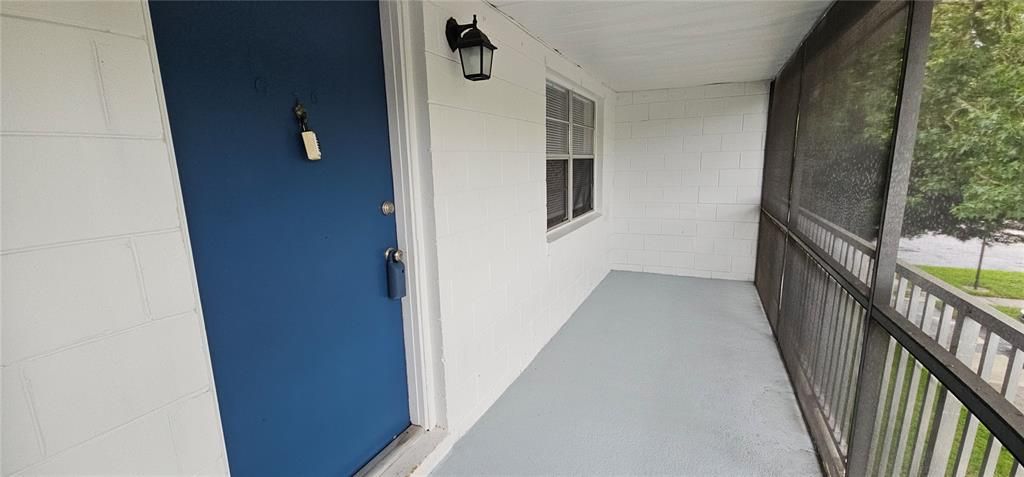 待售: $162,900 (2 贝兹, 2 浴室, 1012 平方英尺)