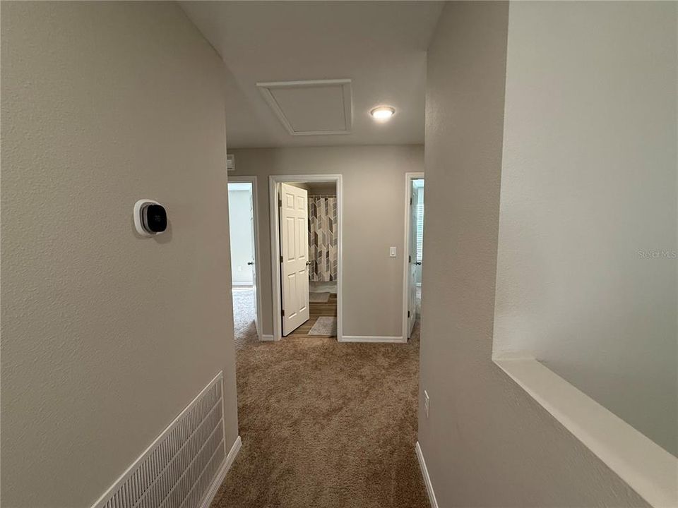 出租: $2,400 (5 贝兹, 3 浴室, 2888 平方英尺)