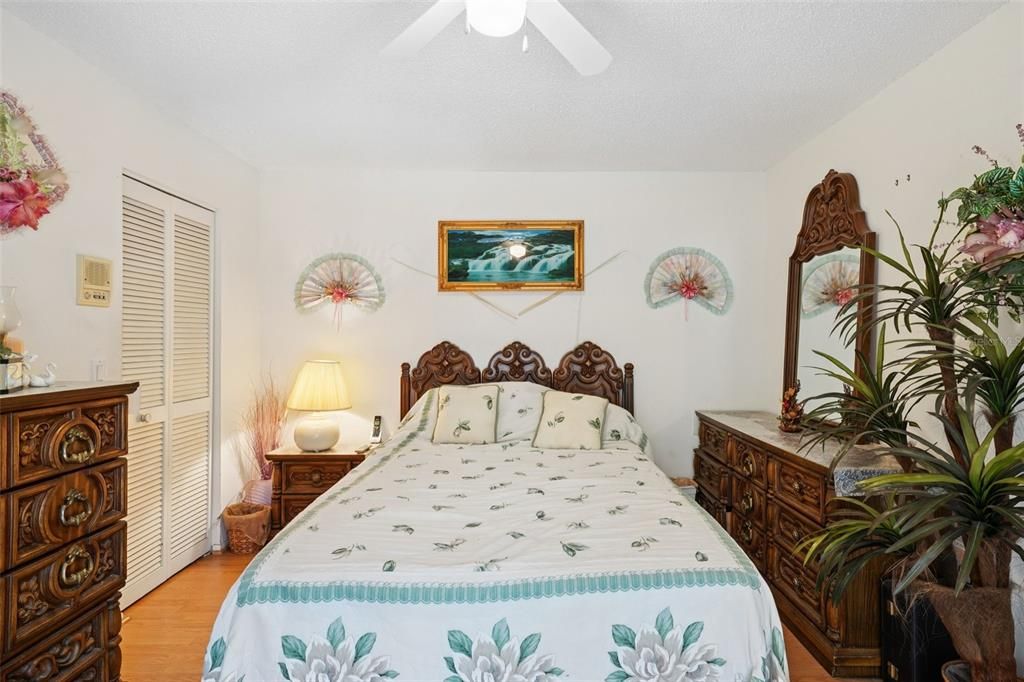 Active With Contract: $300,000 (3 beds, 3 baths, 1780 Square Feet)