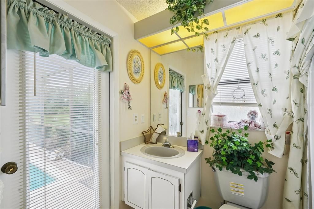 Active With Contract: $300,000 (3 beds, 3 baths, 1780 Square Feet)