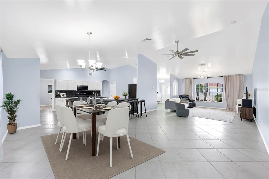 合同活跃: $459,999 (3 贝兹, 2 浴室, 2028 平方英尺)