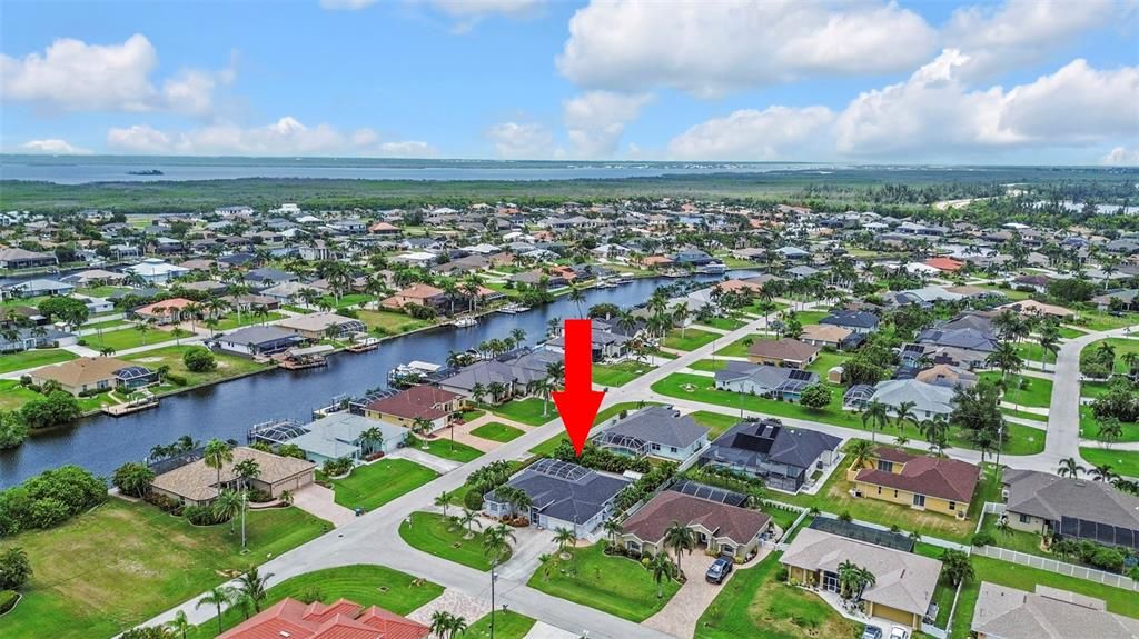 合同活跃: $459,999 (3 贝兹, 2 浴室, 2028 平方英尺)