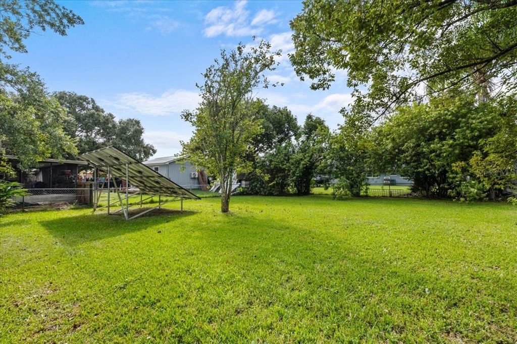 待售: $270,000 (3 贝兹, 1 浴室, 1086 平方英尺)