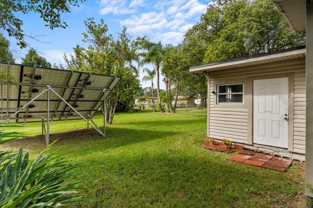 待售: $270,000 (3 贝兹, 1 浴室, 1086 平方英尺)