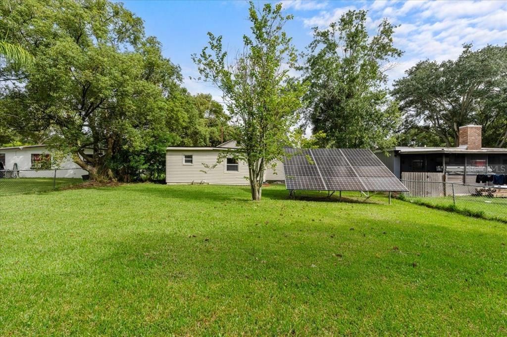 待售: $270,000 (3 贝兹, 1 浴室, 1086 平方英尺)