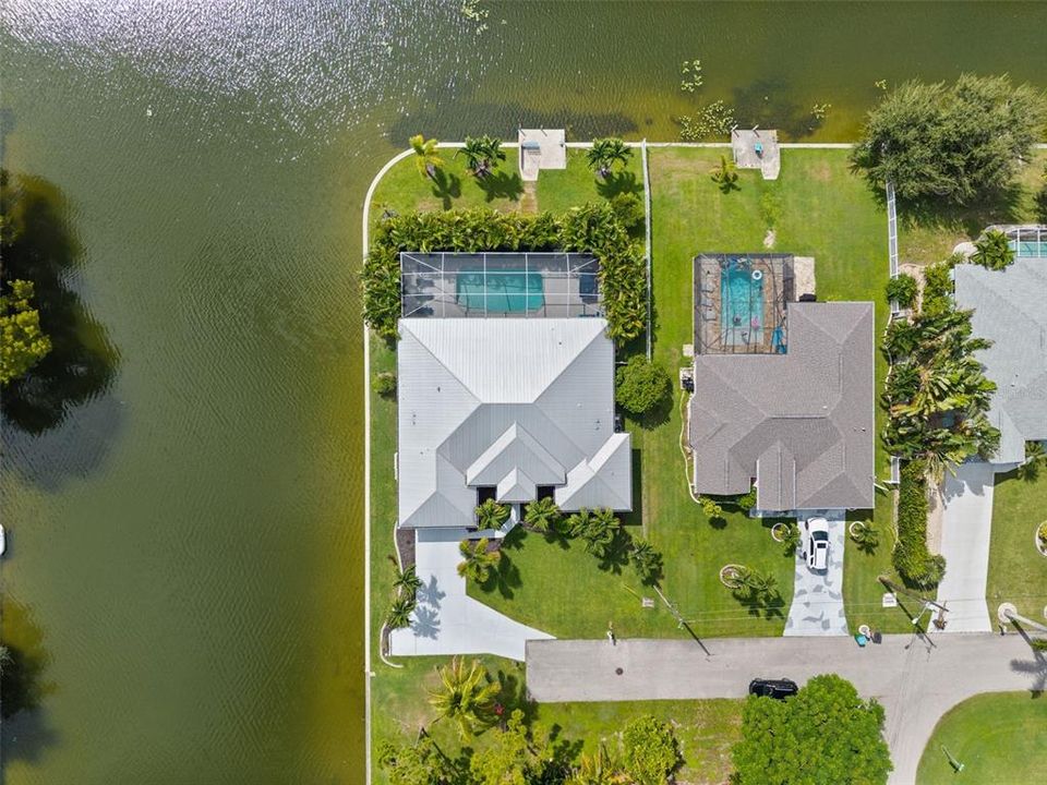 For Sale: $775,000 (3 beds, 3 baths, 2731 Square Feet)