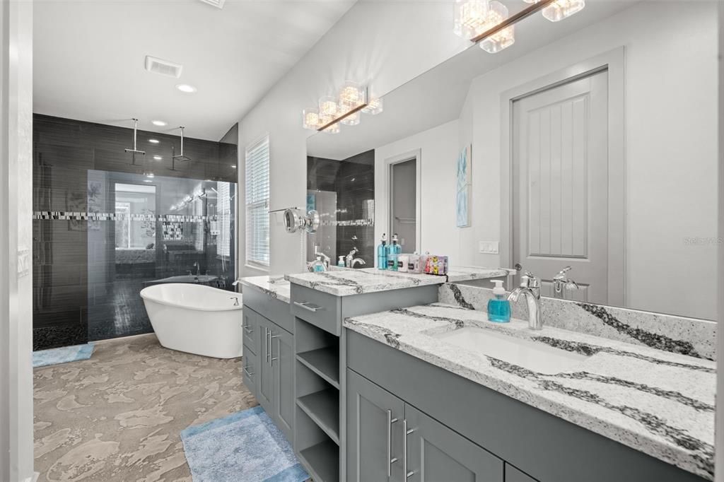 For Sale: $775,000 (3 beds, 3 baths, 2731 Square Feet)