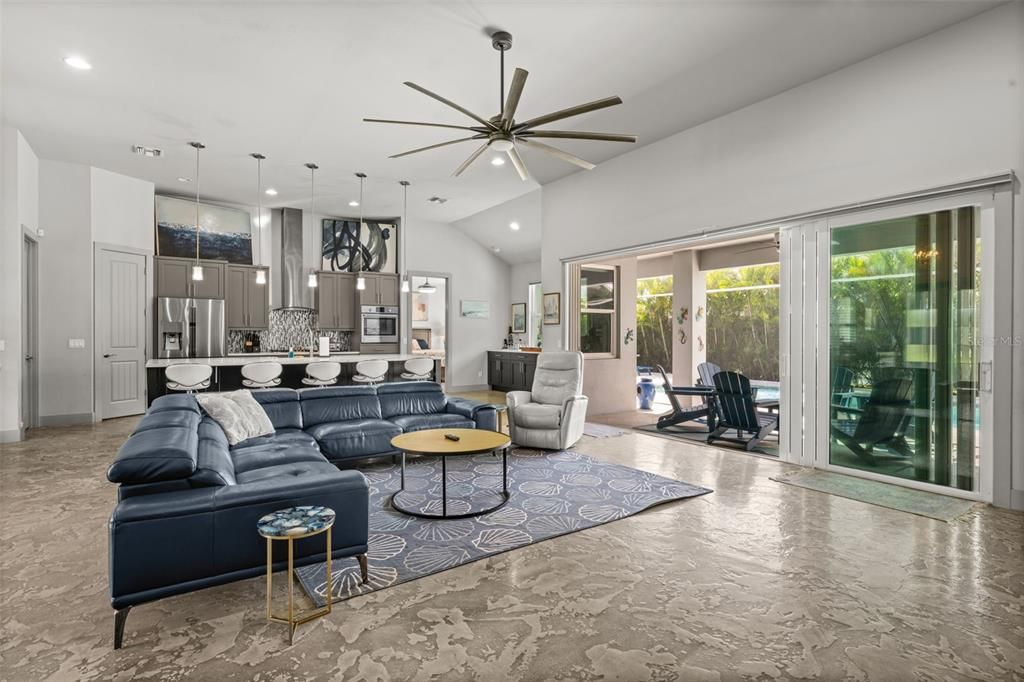 For Sale: $775,000 (3 beds, 3 baths, 2731 Square Feet)