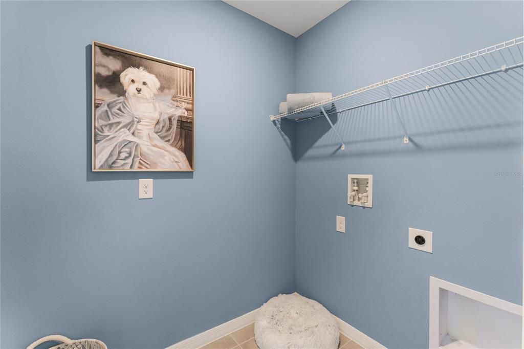 Active With Contract: $378,990 (4 beds, 2 baths, 1665 Square Feet)