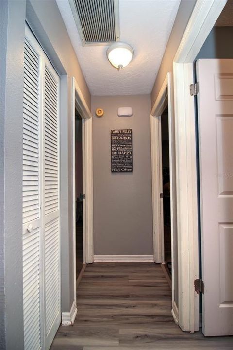 合同活跃: $329,900 (3 贝兹, 2 浴室, 1540 平方英尺)