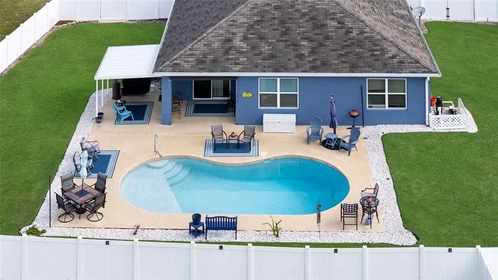 待售: $365,000 (4 贝兹, 2 浴室, 1827 平方英尺)