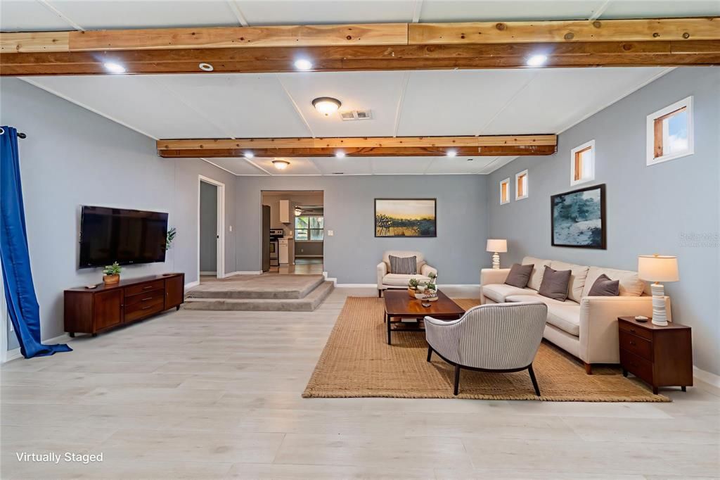 For Sale: $319,000 (3 beds, 2 baths, 1946 Square Feet)