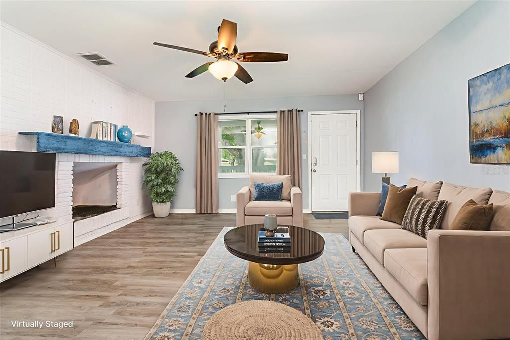 For Sale: $319,000 (3 beds, 2 baths, 1946 Square Feet)