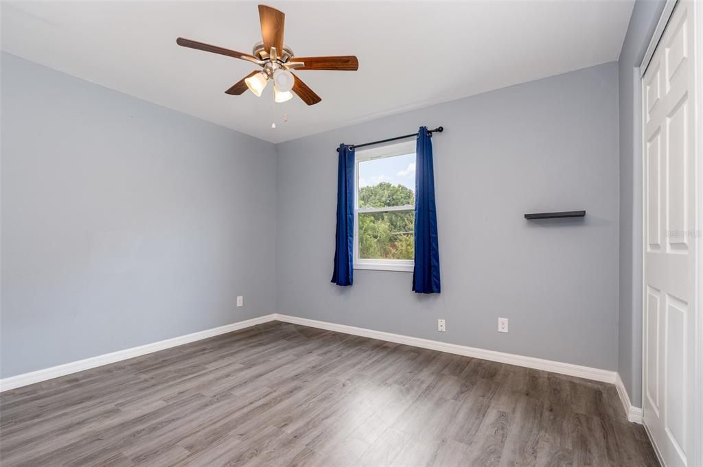 For Sale: $319,000 (3 beds, 2 baths, 1946 Square Feet)