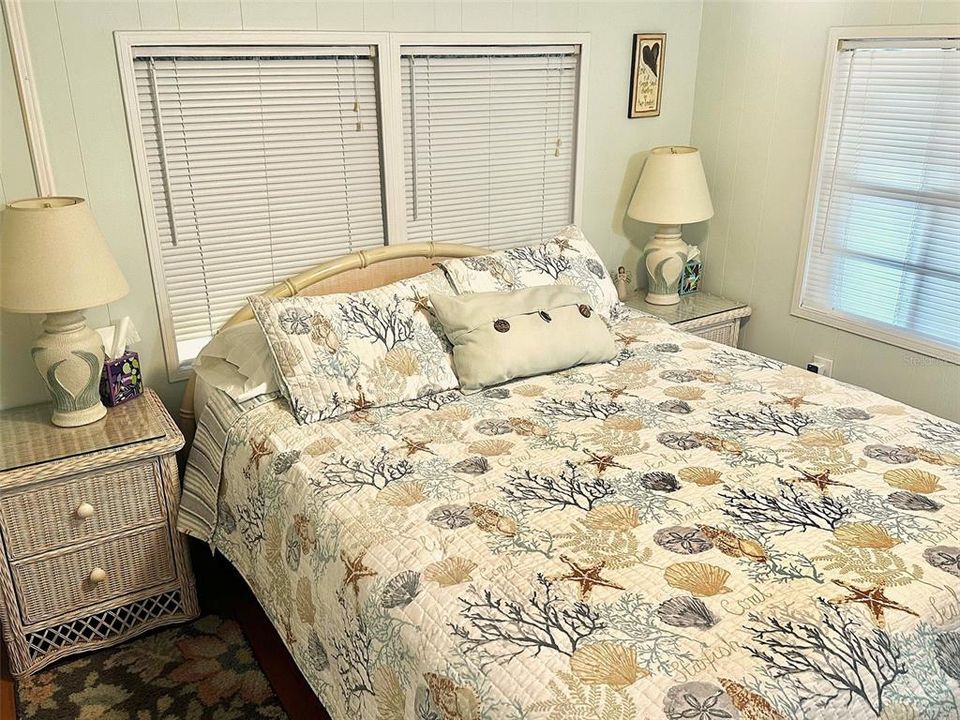 待售: $124,900 (2 贝兹, 2 浴室, 952 平方英尺)