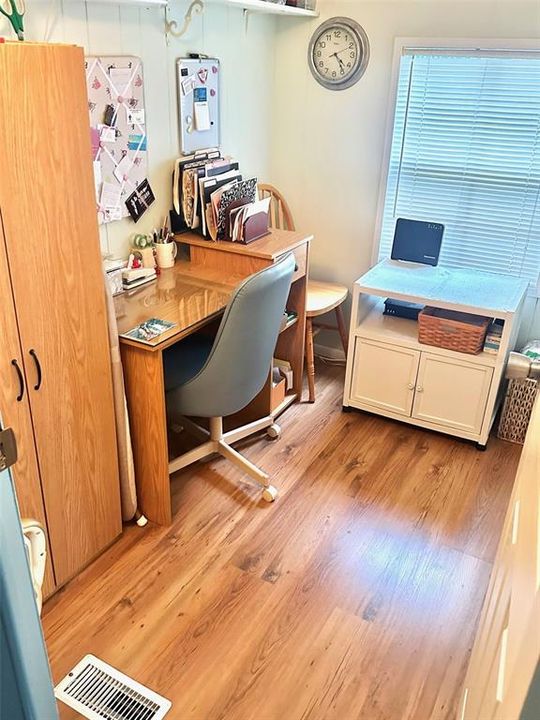 待售: $124,900 (2 贝兹, 2 浴室, 952 平方英尺)