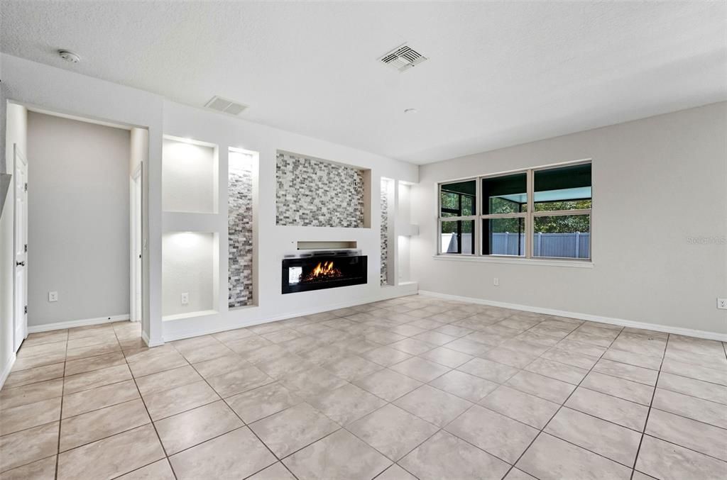 На продажу: $470,000 (5 спален, 3 ванн, 2820 Квадратных фут)