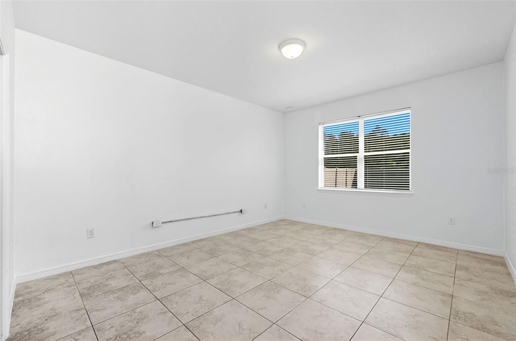 На продажу: $470,000 (5 спален, 3 ванн, 2820 Квадратных фут)