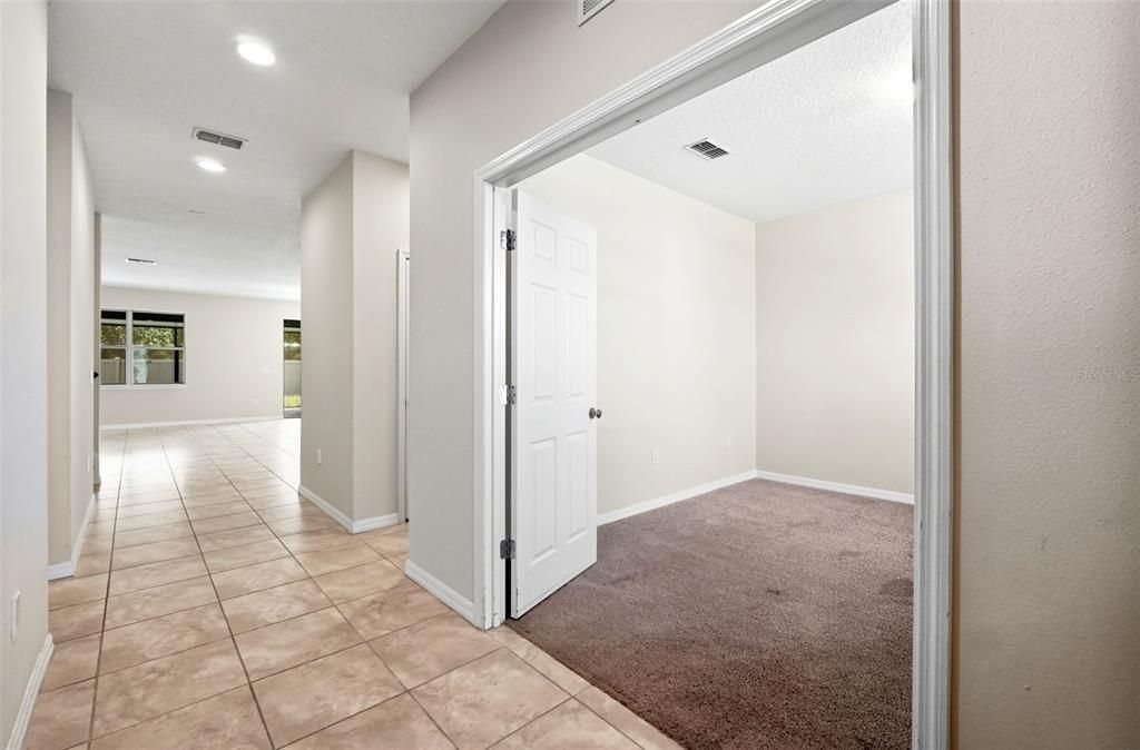 На продажу: $470,000 (5 спален, 3 ванн, 2820 Квадратных фут)