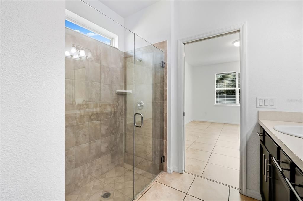 На продажу: $470,000 (5 спален, 3 ванн, 2820 Квадратных фут)