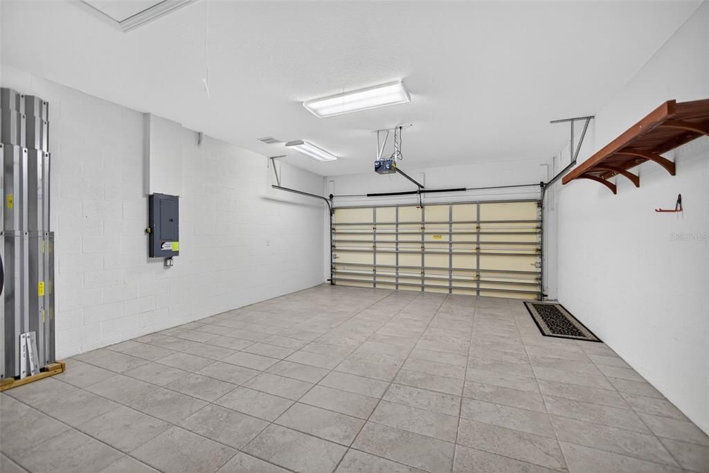 Active With Contract: $520,000 (2 beds, 2 baths, 1700 Square Feet)