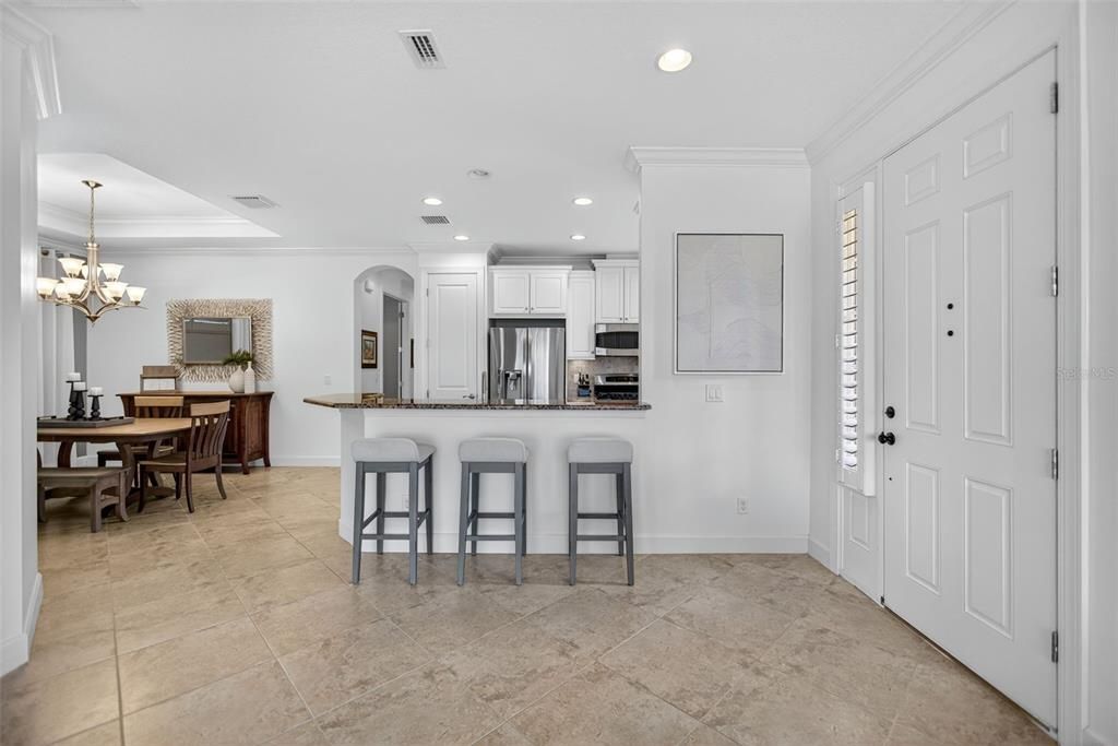 Active With Contract: $520,000 (2 beds, 2 baths, 1700 Square Feet)