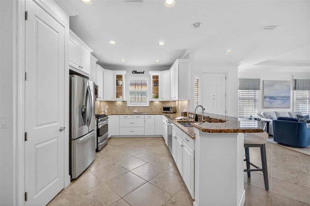 Active With Contract: $520,000 (2 beds, 2 baths, 1700 Square Feet)