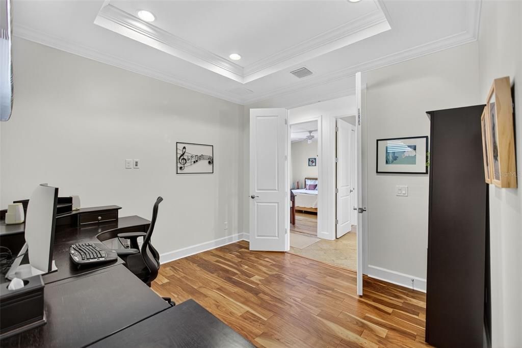 Active With Contract: $520,000 (2 beds, 2 baths, 1700 Square Feet)