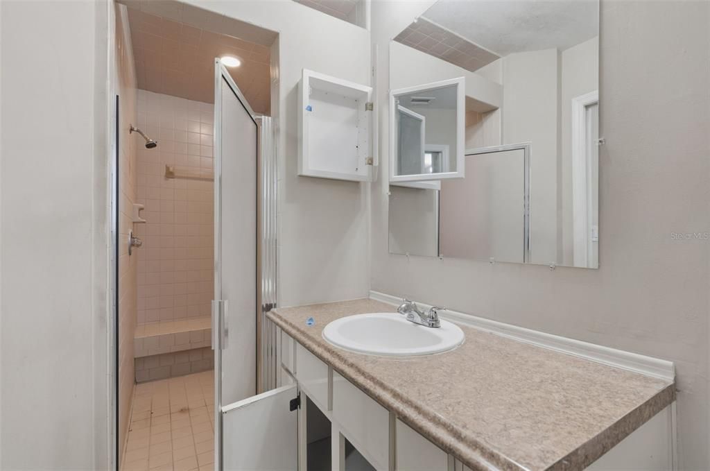 Active With Contract: $549,900 (4 beds, 3 baths, 2535 Square Feet)