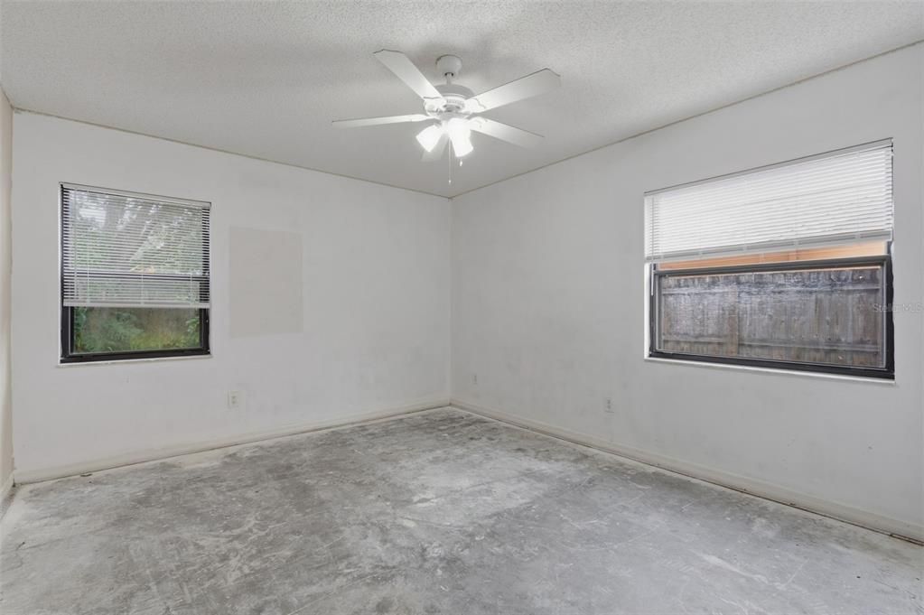 Active With Contract: $549,900 (4 beds, 3 baths, 2535 Square Feet)