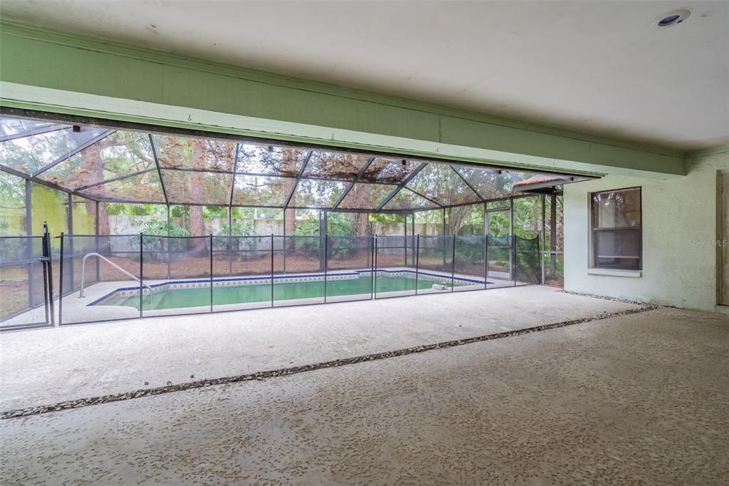 Active With Contract: $549,900 (4 beds, 3 baths, 2535 Square Feet)