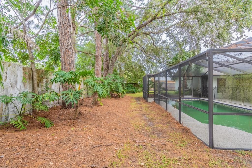 Active With Contract: $549,900 (4 beds, 3 baths, 2535 Square Feet)