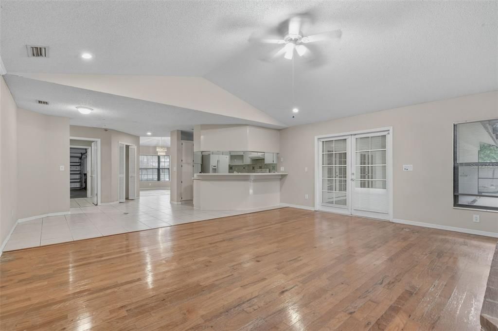 Active With Contract: $549,900 (4 beds, 3 baths, 2535 Square Feet)