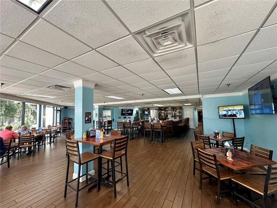 En Venta: $486,900 (3 camas, 2 baños, 1958 Pies cuadrados)