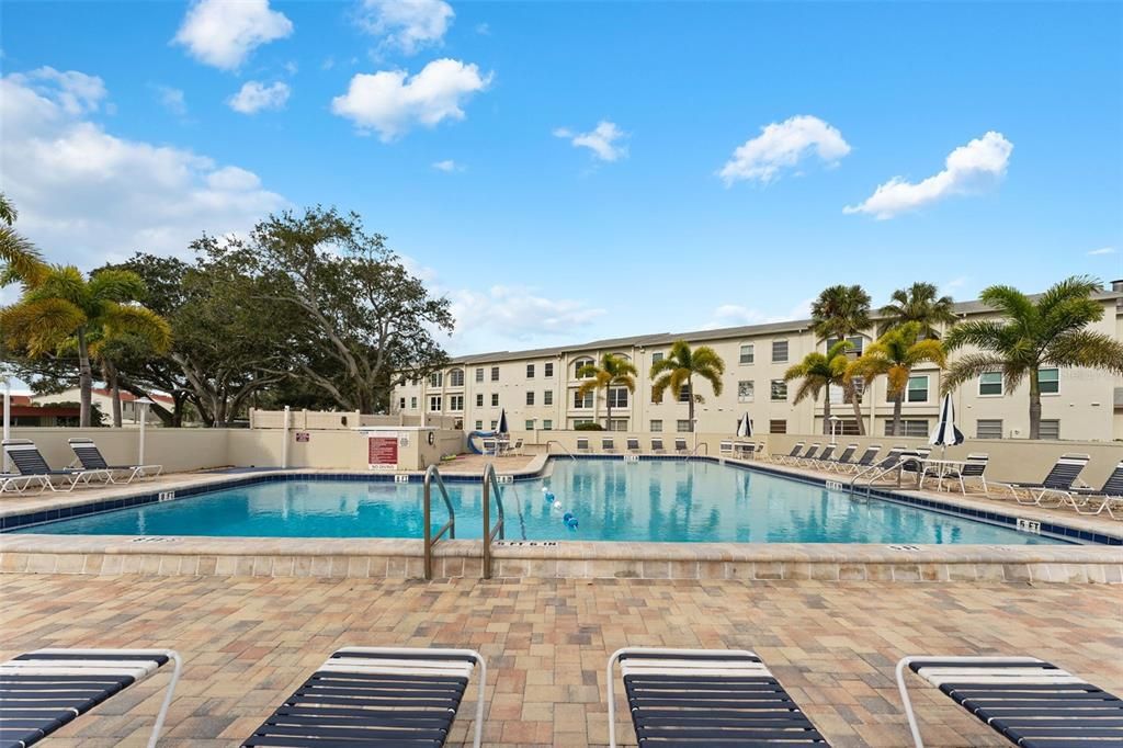 For Sale: $350,000 (3 beds, 2 baths, 1630 Square Feet)