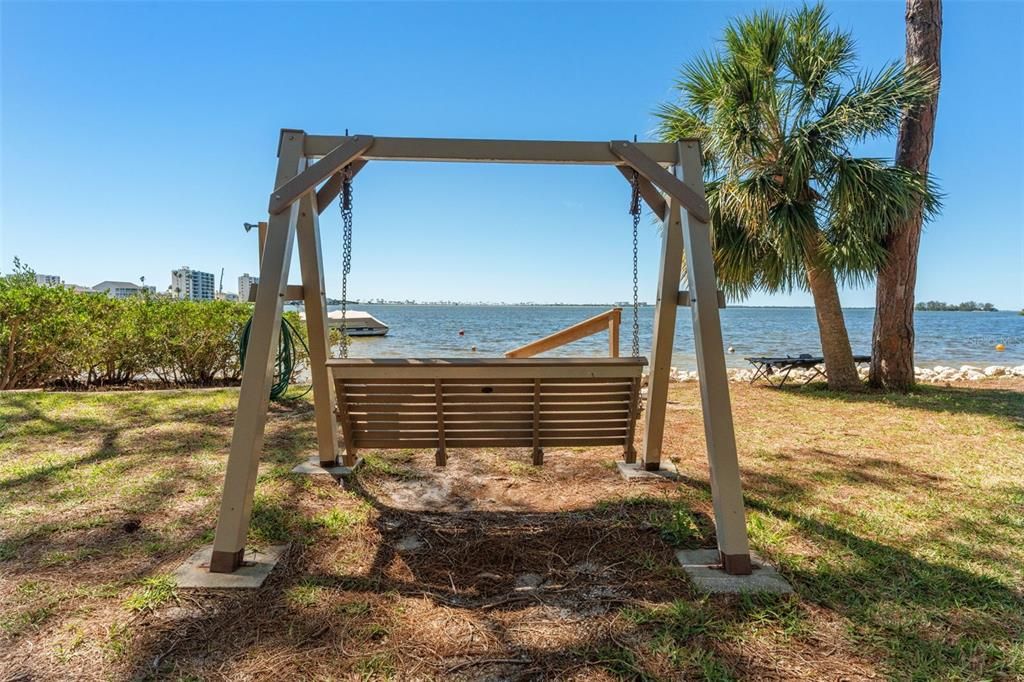 For Sale: $350,000 (3 beds, 2 baths, 1630 Square Feet)