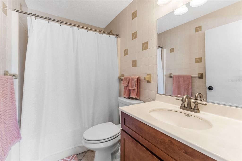 For Sale: $350,000 (3 beds, 2 baths, 1630 Square Feet)