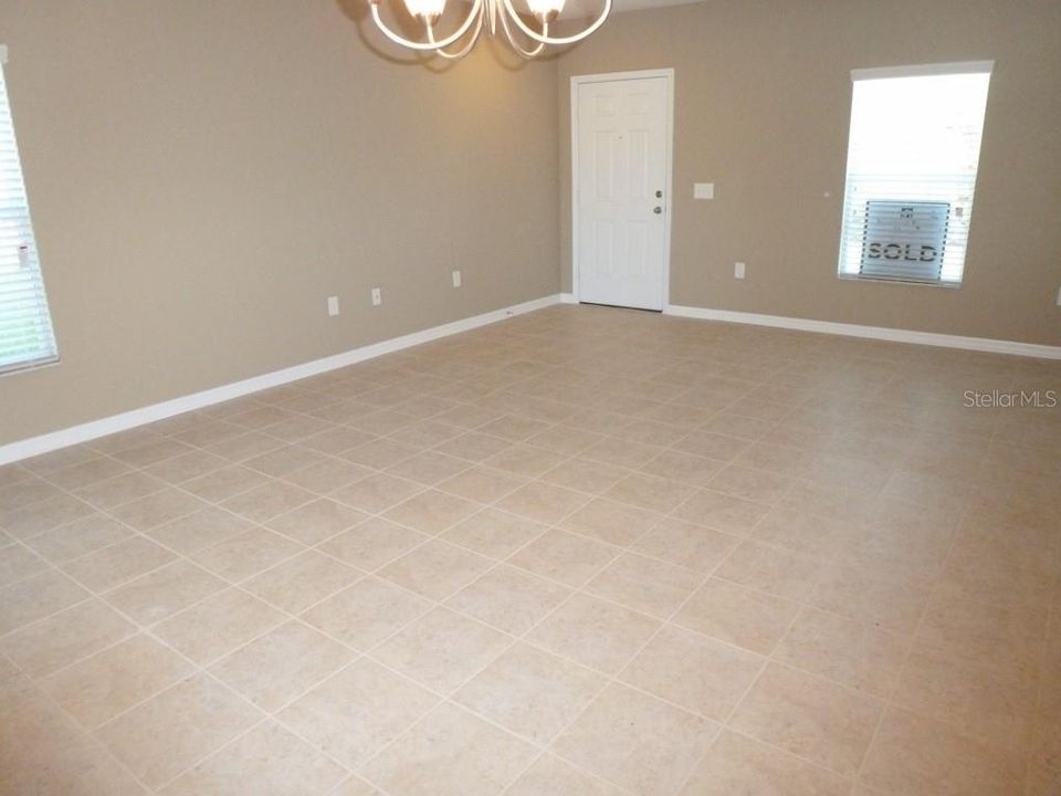 For Rent: $1,650 (2 beds, 2 baths, 1262 Square Feet)