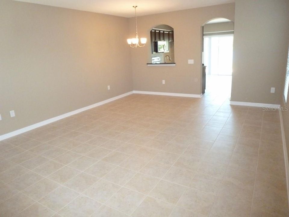 For Rent: $1,650 (2 beds, 2 baths, 1262 Square Feet)