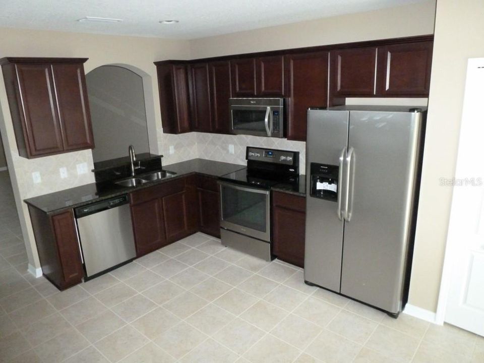 For Rent: $1,650 (2 beds, 2 baths, 1262 Square Feet)