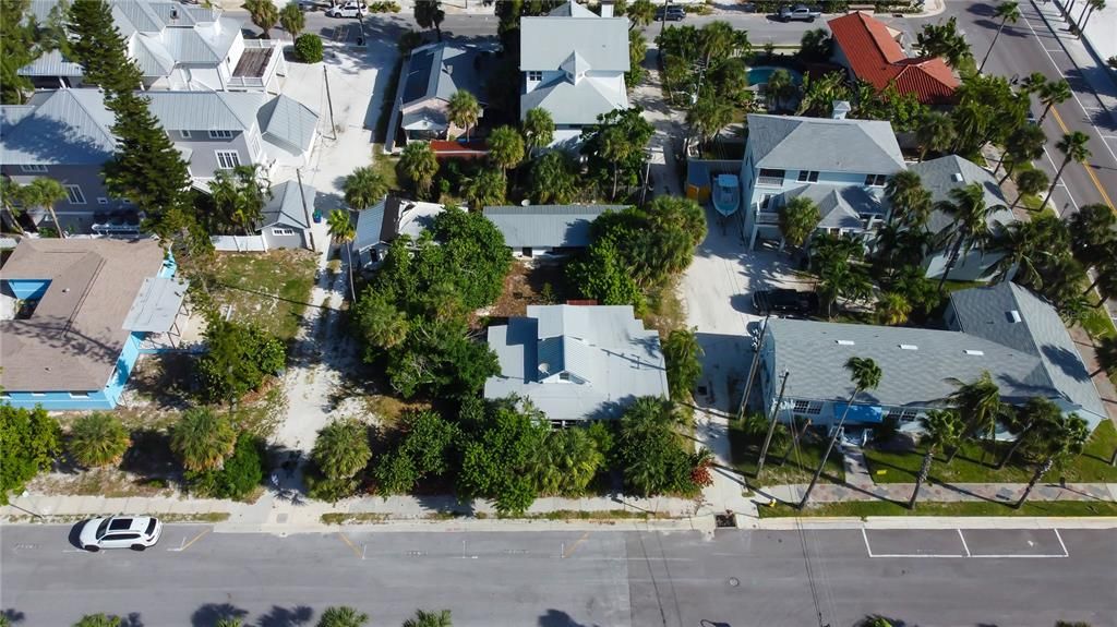 En Venta: $1,890,000 (6 camas, 5 baños, 2790 Pies cuadrados)