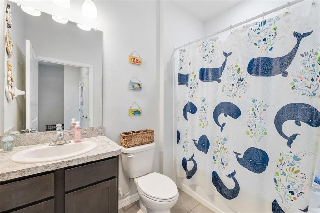 На продажу: $324,900 (3 спален, 2 ванн, 1710 Квадратных фут)